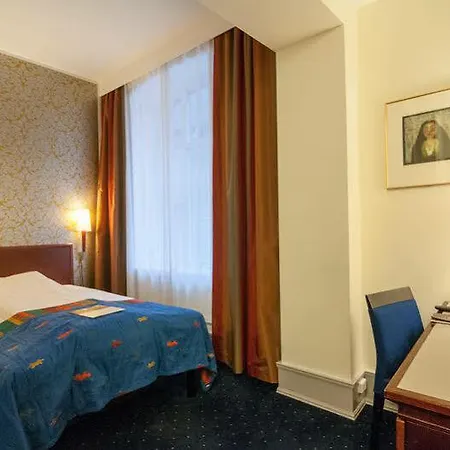 Ξενοδοχείο Heimen 4*